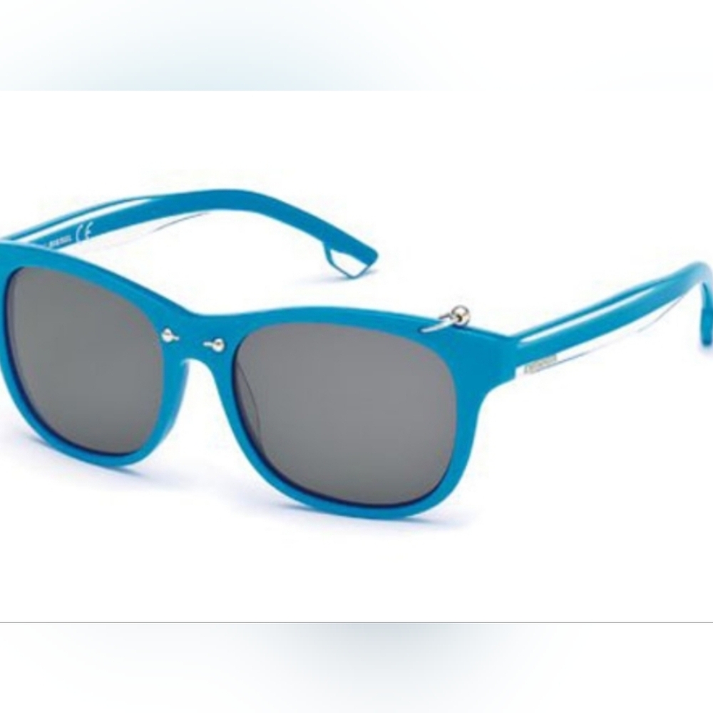 Diesel "piercings" design wayfarer sunglasses  Turquoise Ocean blue